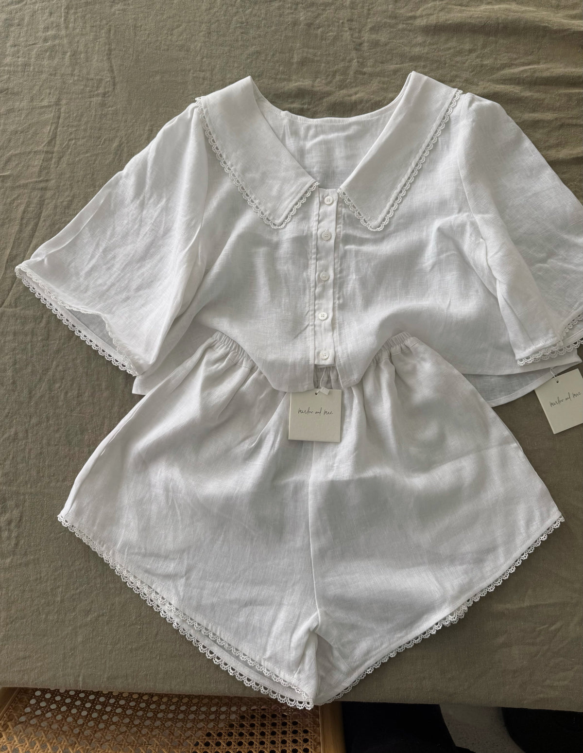 Linen + lace ladies shorts