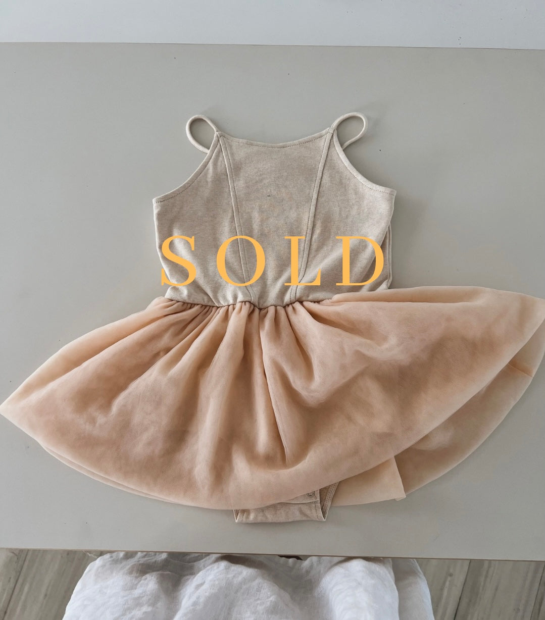 Undyed cotton tutu size 4 (seconds)