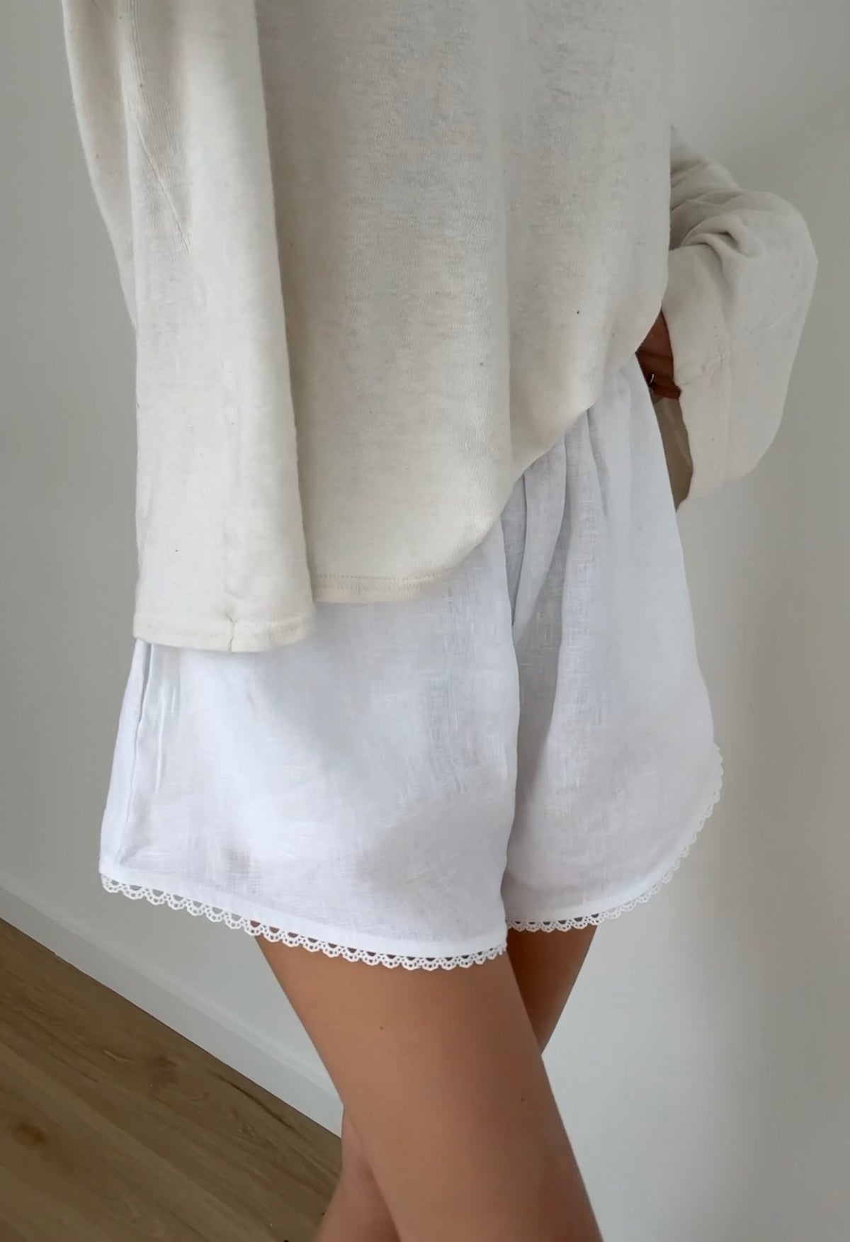 Linen + lace ladies shorts