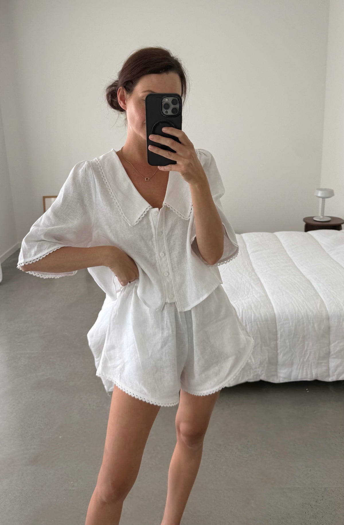 Linen + lace ladies shorts