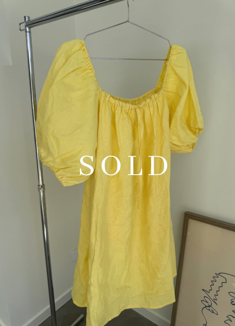 Grace dress size small (seconds)