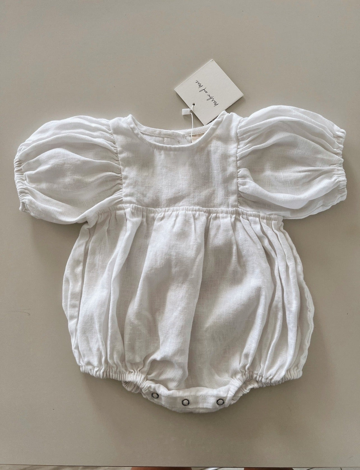 Poppy romper size 6-12 months (seconds)
