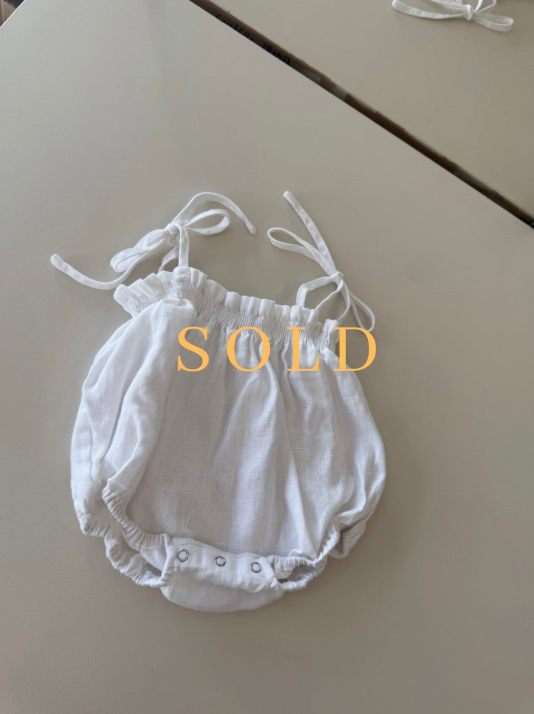 Linen romper size 0-6 months (sample sale)