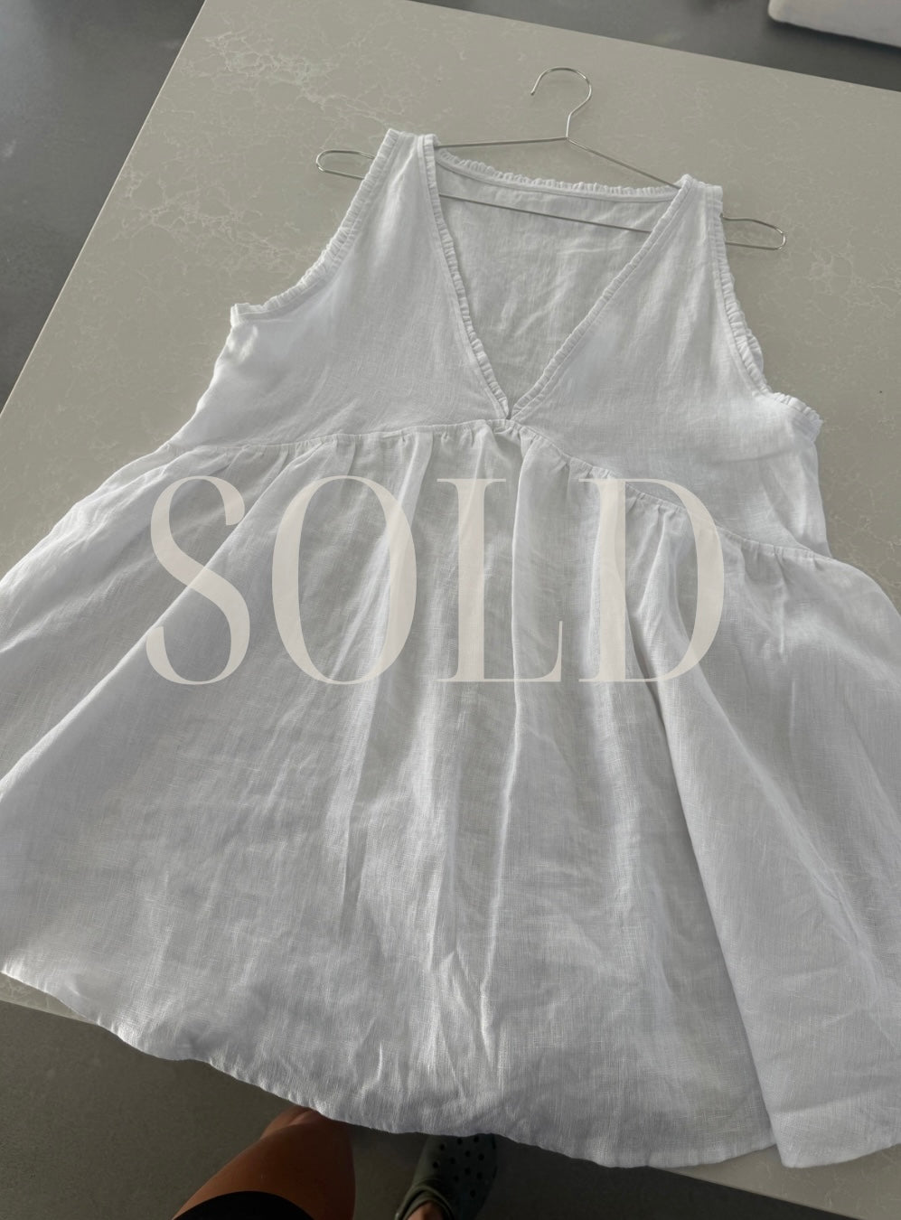 Caris Dress size Medium (seconds)