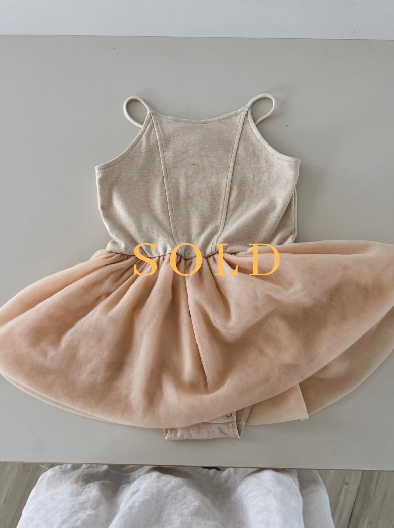 Undyed cotton tutu size 3 (pre loved)