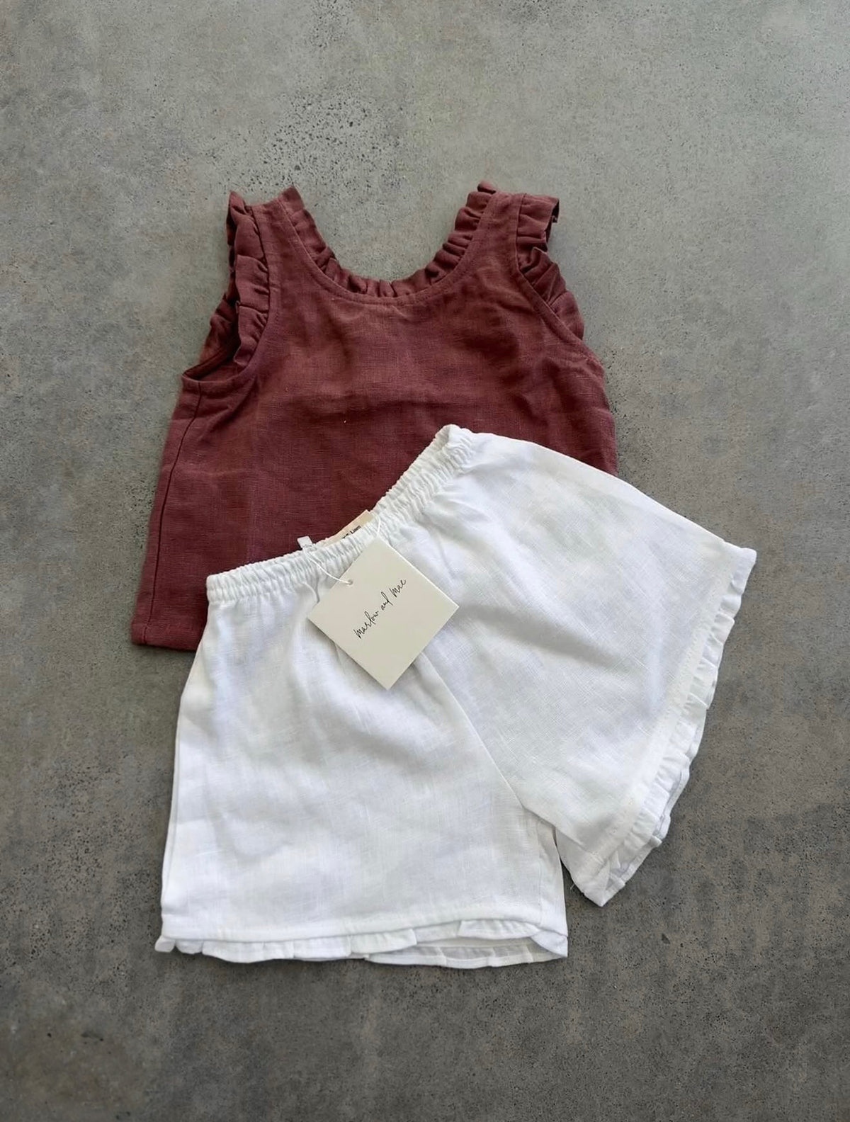 Frill singlet