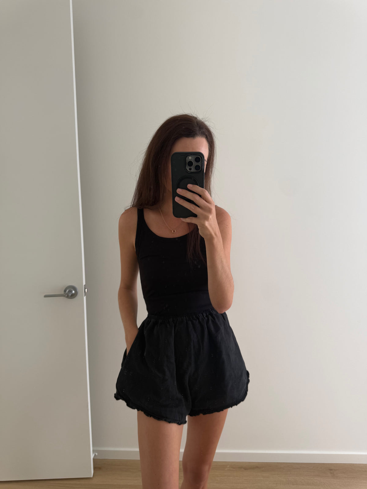 Ladies washed linen frill shorts