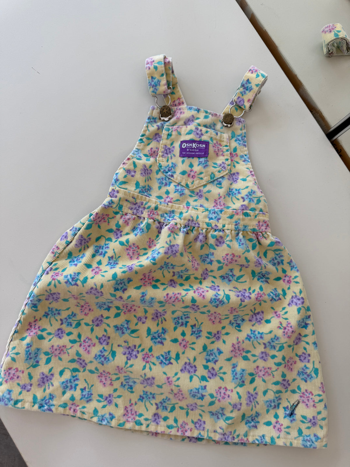 Oshkosh pinafore dress 5t (pre loved)