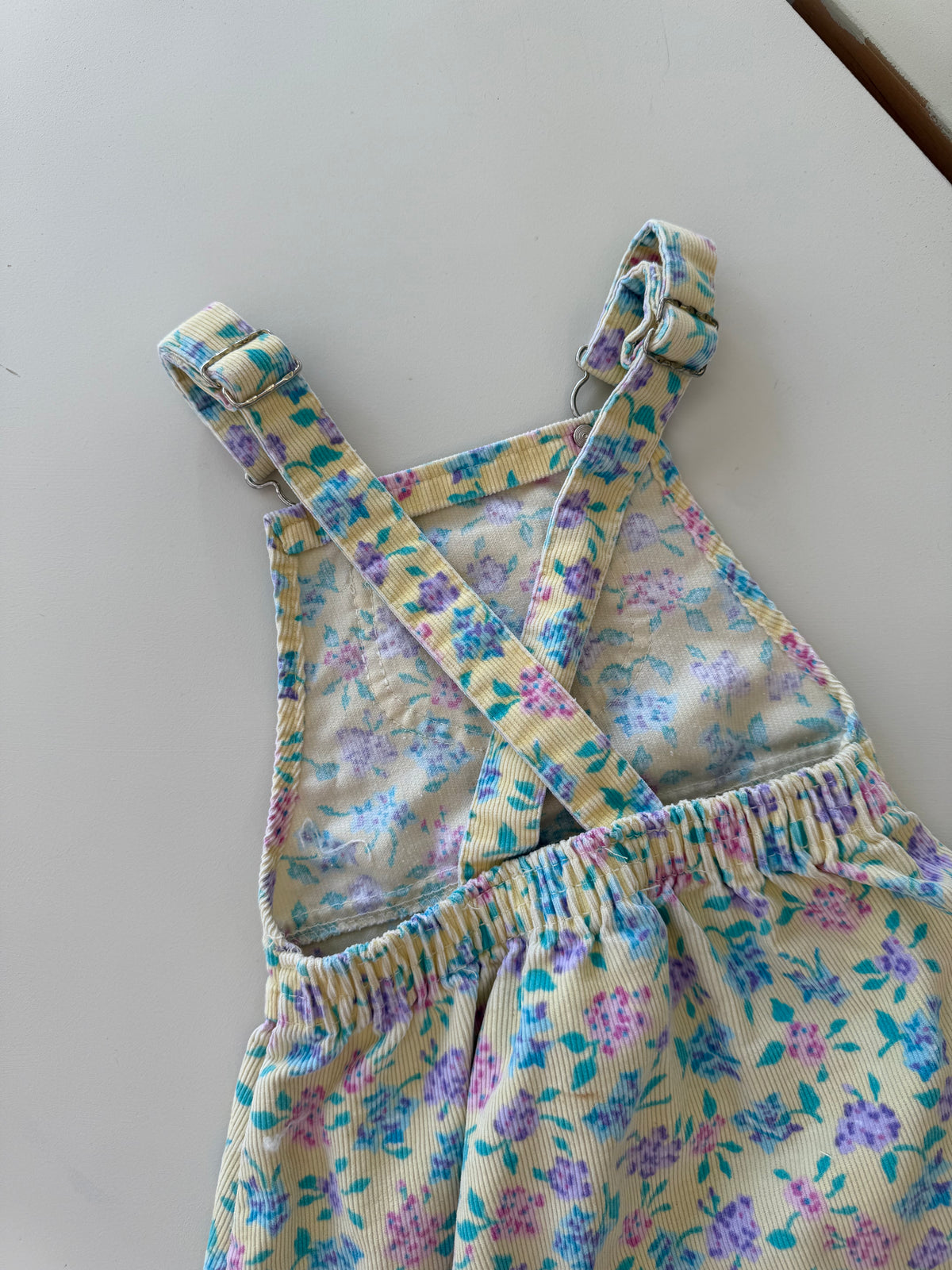 Oshkosh pinafore dress 5t (pre loved)