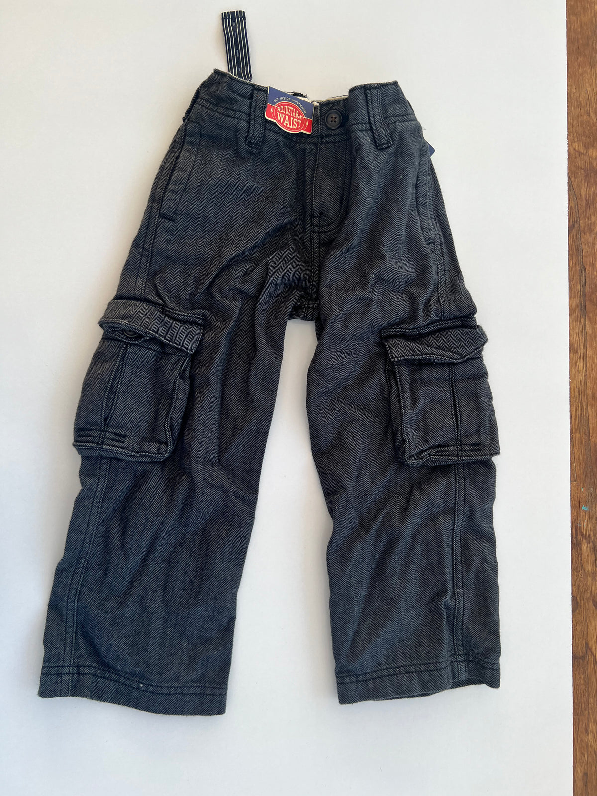 Oshkosh cotton cargo pants size 4