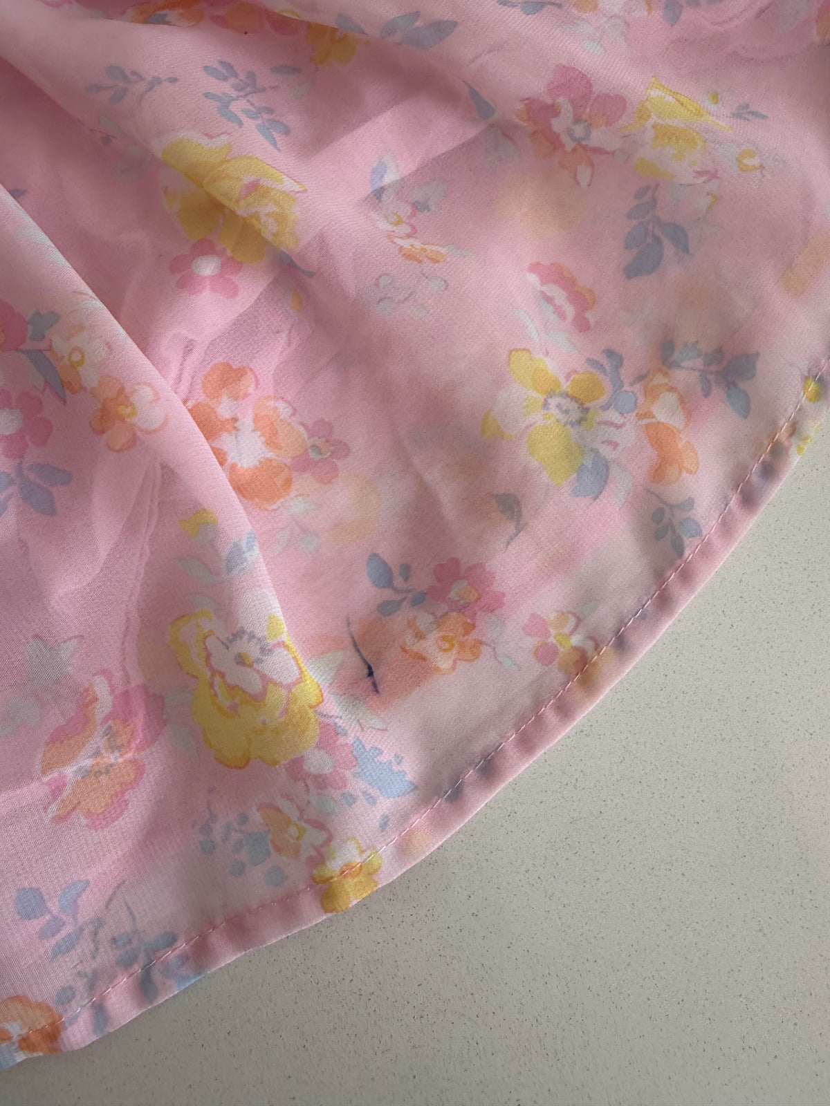 Oshkosh pinafore 5T (pre loved)