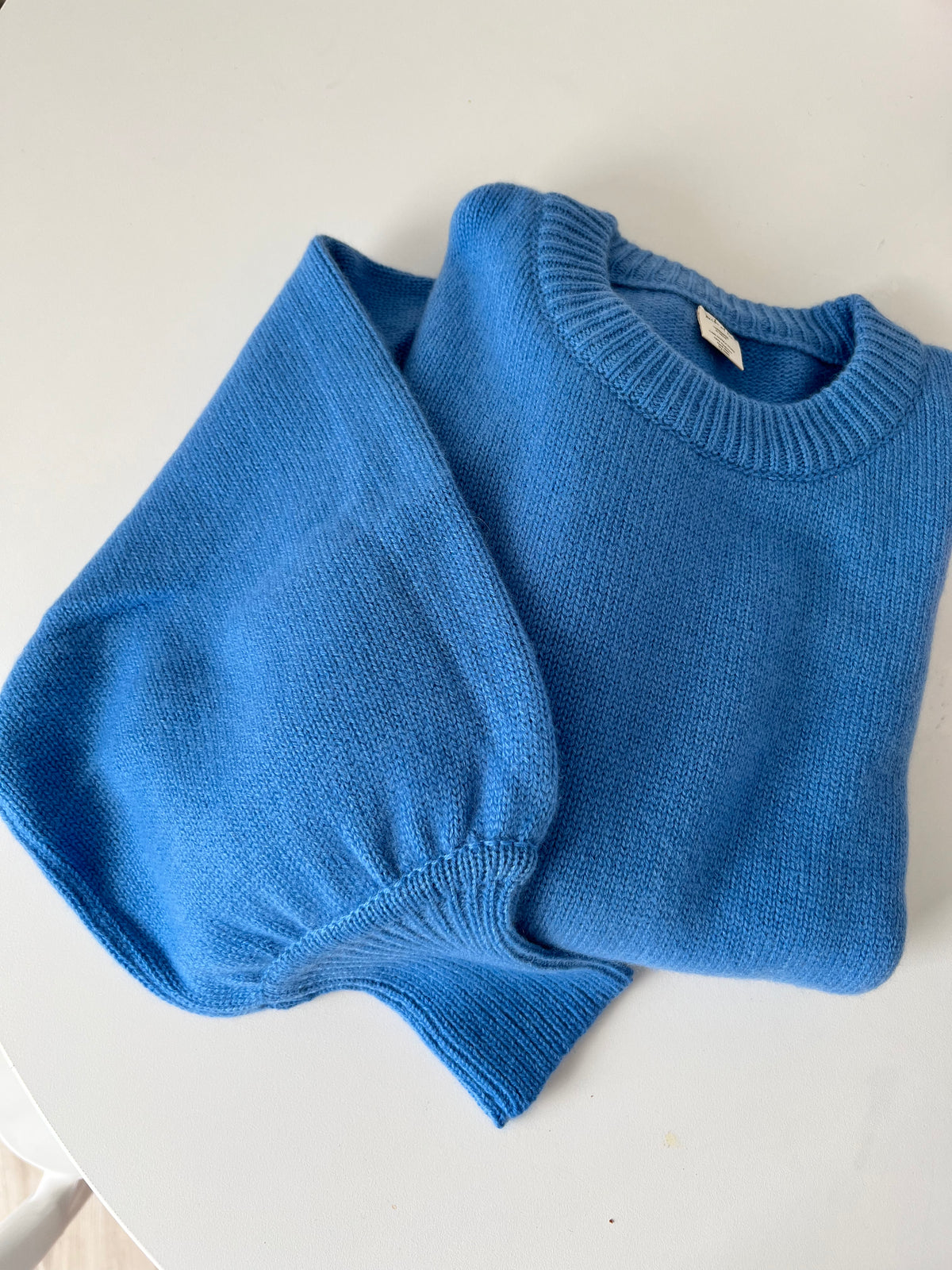 Ladies cashmere knit - balloon sleeve